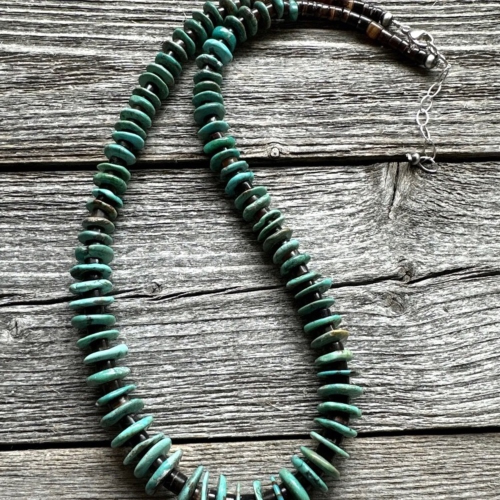 Sterling Silver Graduated Turquoise Heishi Bead Necklace 20 Inch - Picture 5 of 12